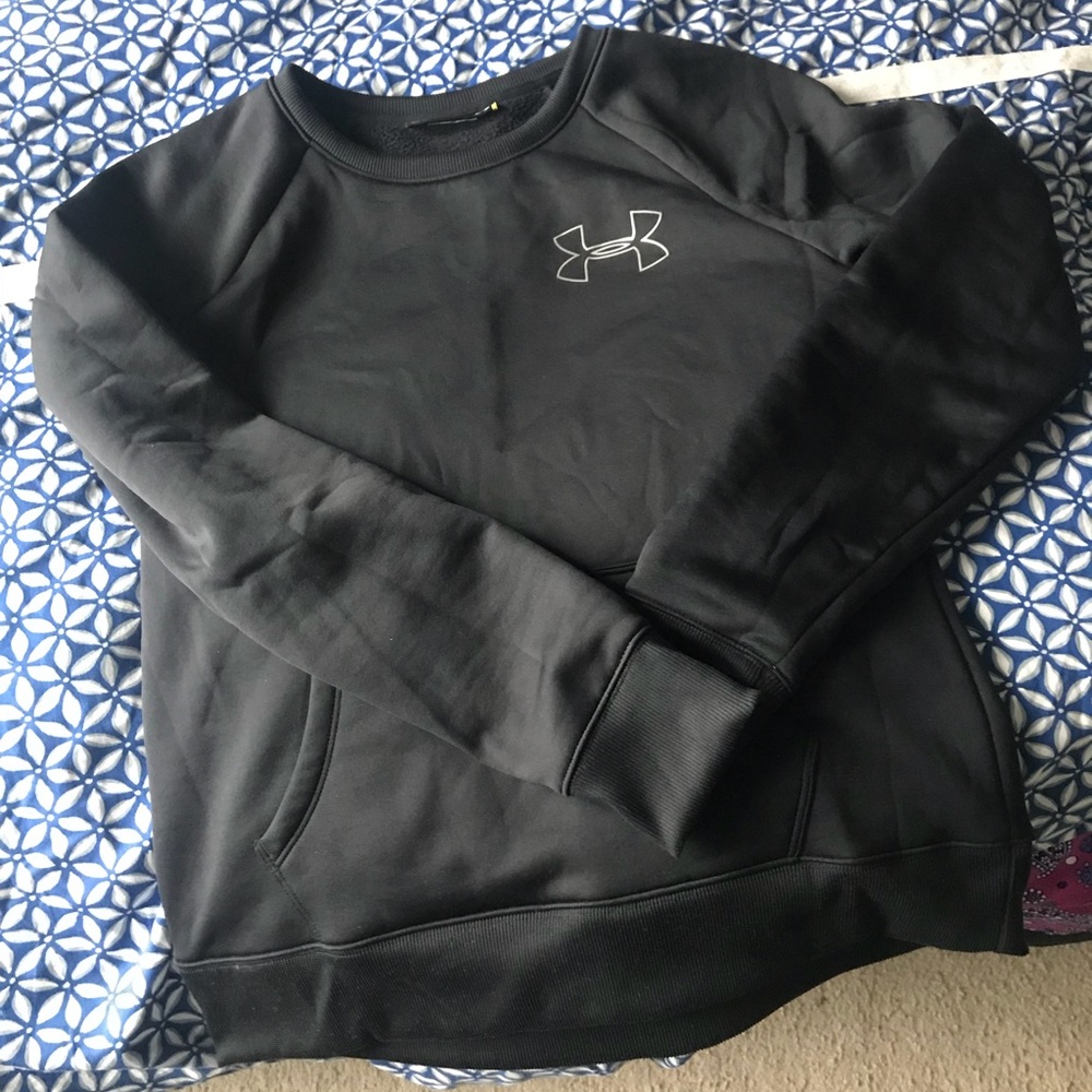 Under armour sweat shirt like new condition